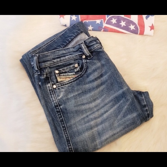 Diesel Industry Blue Wash Distressed Denim Jeans - Picture 2 of 10